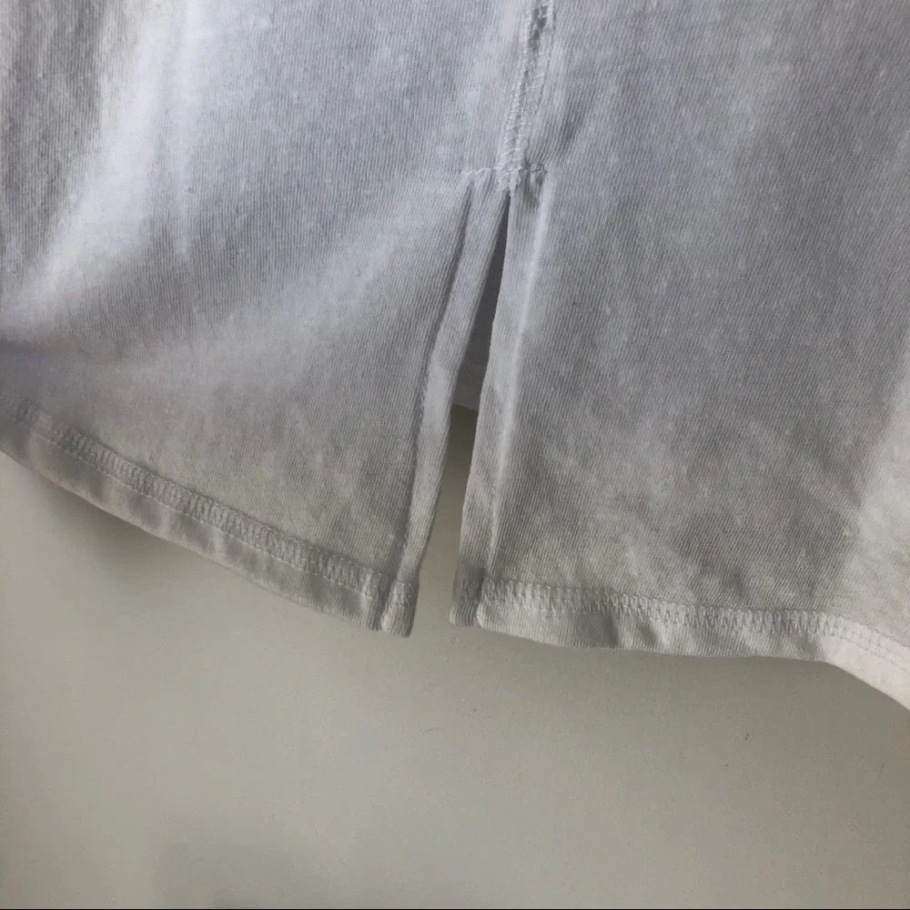 Old‎ Navy White Holographic Unicorn Shortsleeve Tshirt Girls Large 10-12